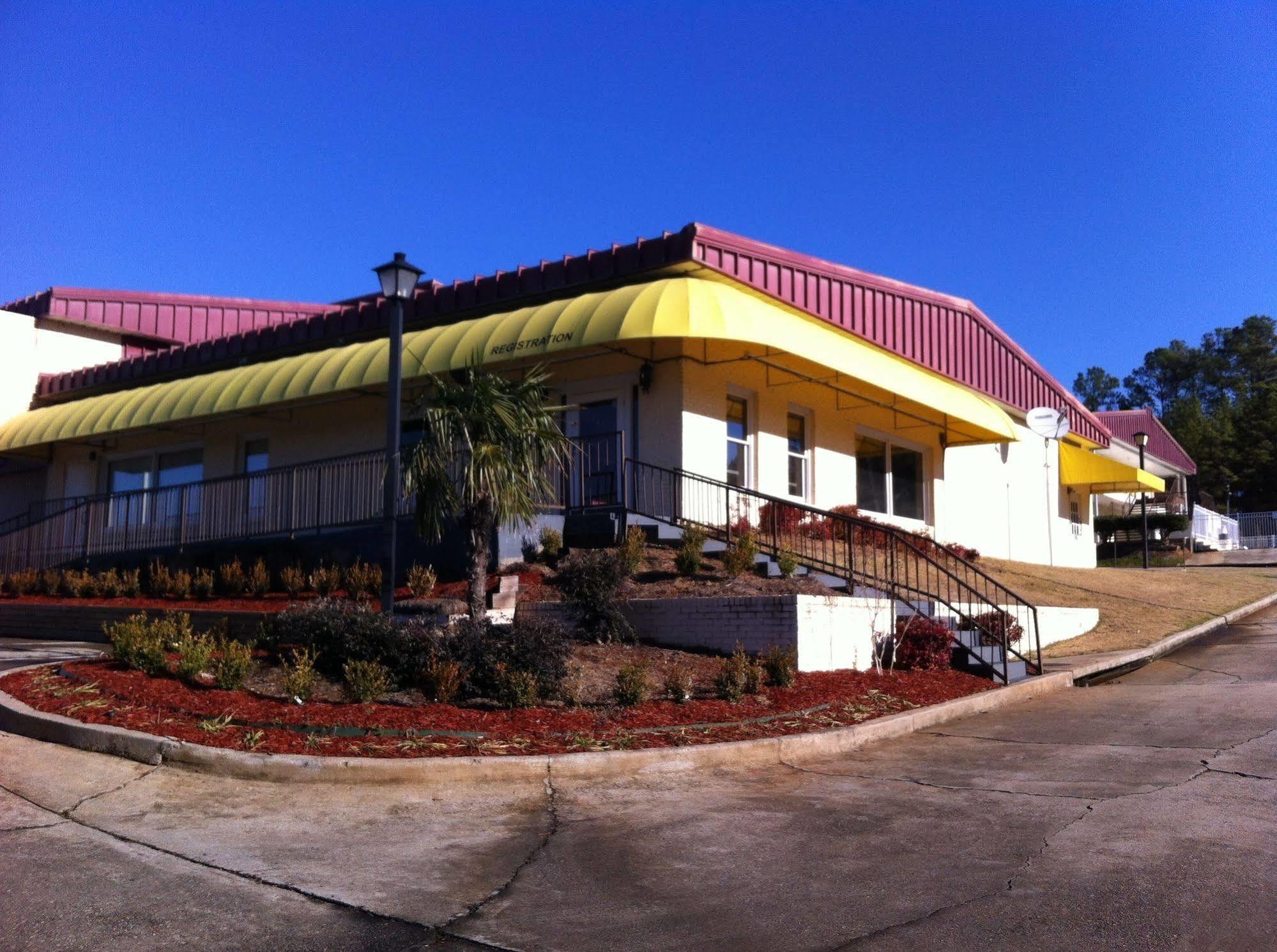 Days Inn Milledgeville Exteriör bild